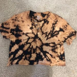 Bleach dyed black semi crop up cycled